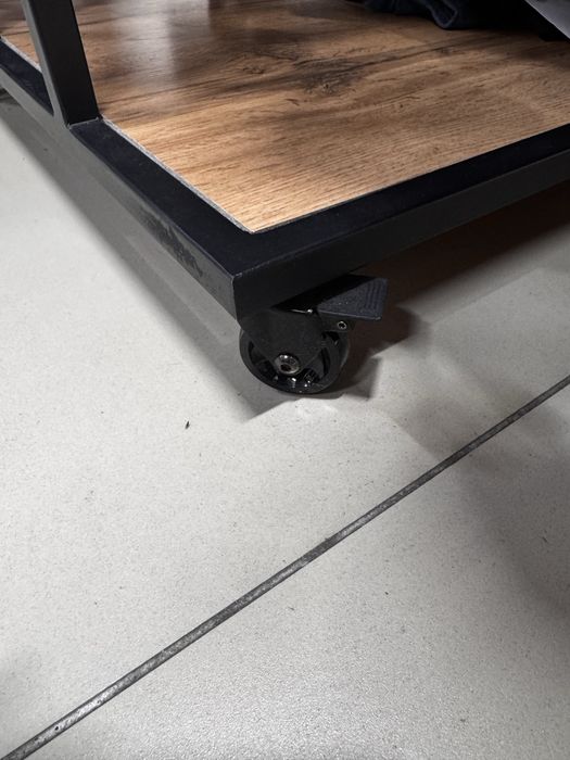 Продам металлическую стойку