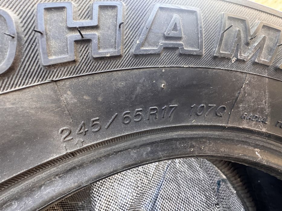 245/65 R17 Yokohama