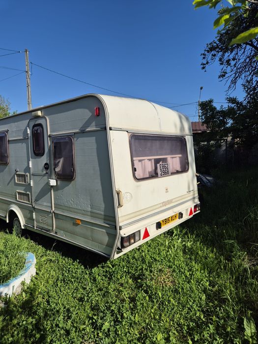 Rulota Elddis Cyclone de 4 persoane