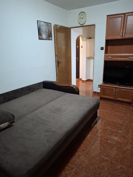 Garsoniera de inchiriat
