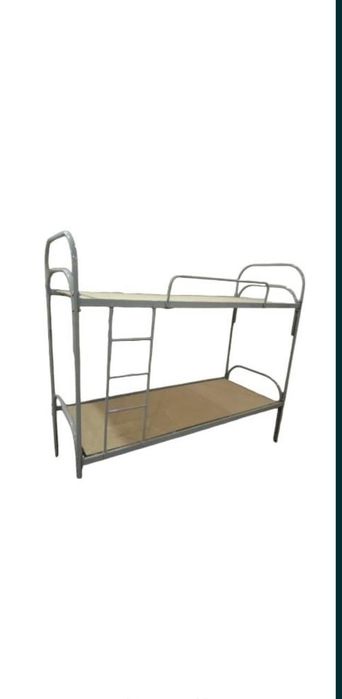 Двухъярусная кровать