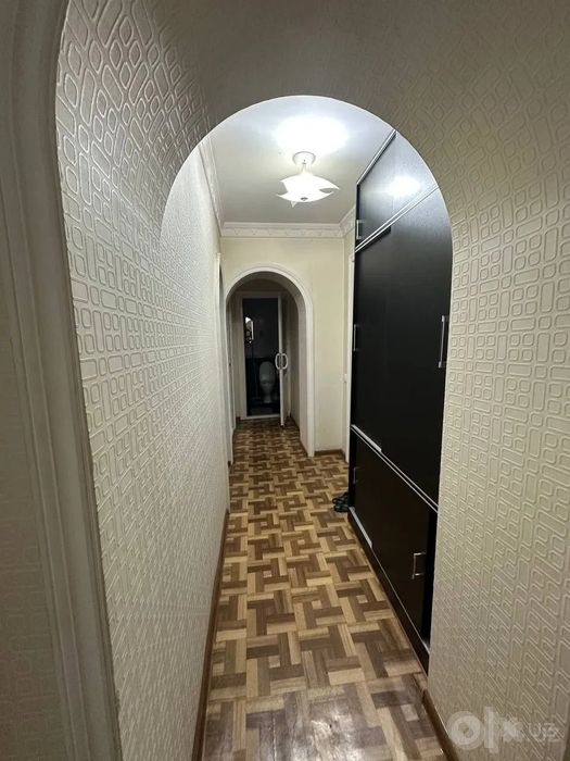 Сдаётся 2-комн метро Космонавтов, 55 м²