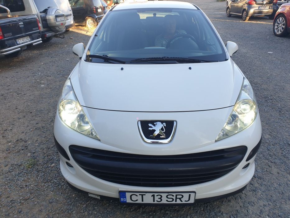 PEUGEOT 207 2008 — imagine 1