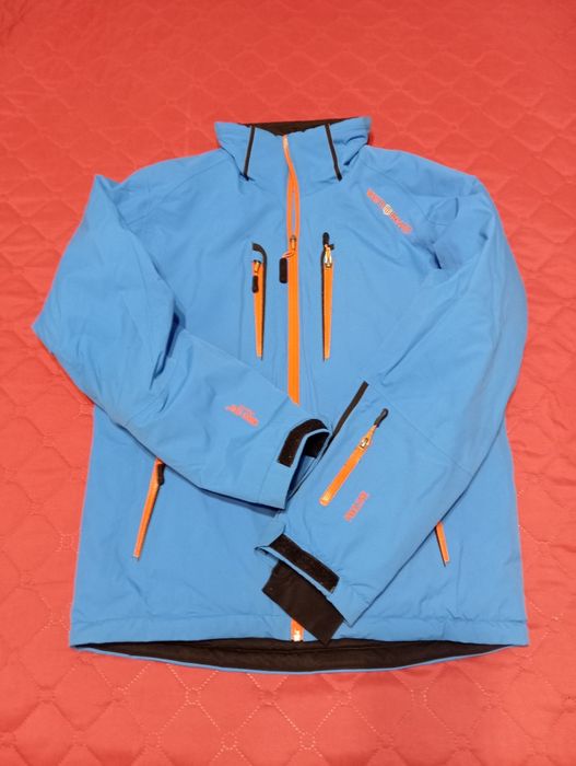 Ски екипи- Helly Hansen, Columbia,Wave Board.