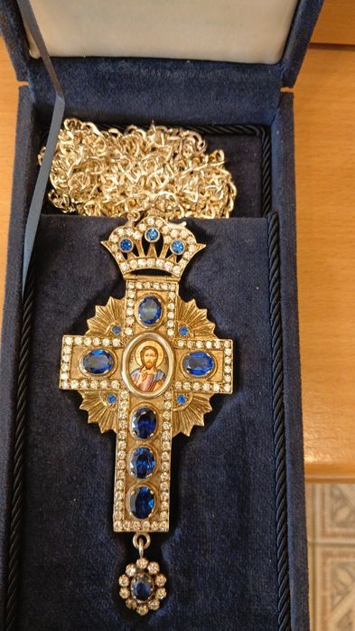 Cruci pectorale de vânzare