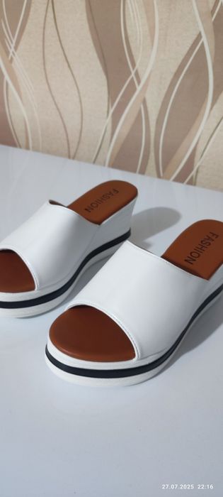 Летняя обувь женская.