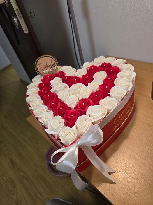 Buchete si aranjamente din trandafiri de sapun