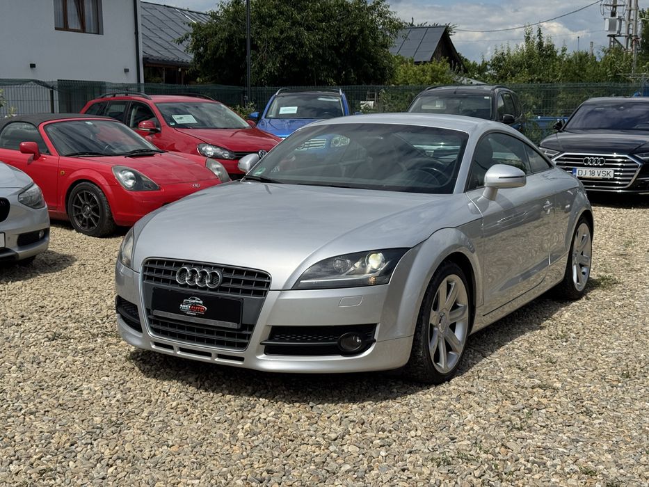 AUDI TT