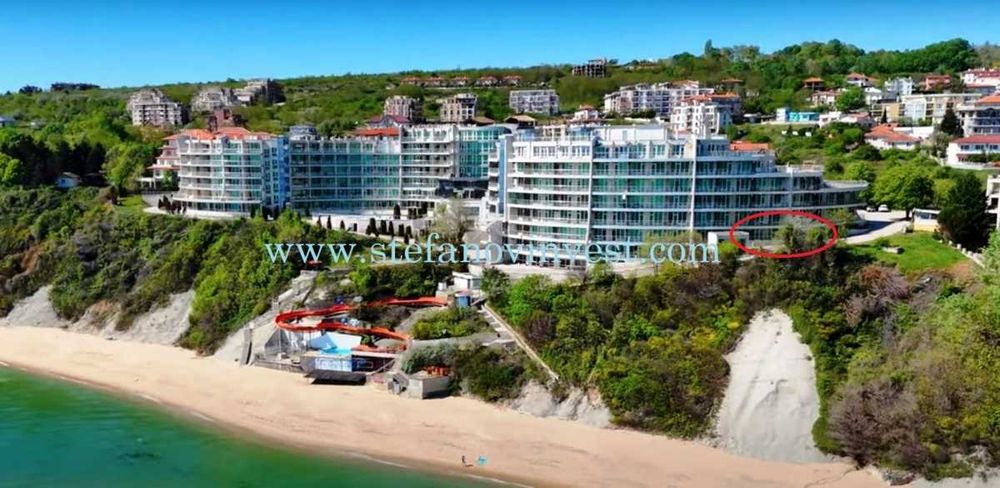Двустаен апартамент в к-с Silver Beach-град Бяла! Първа линия море!