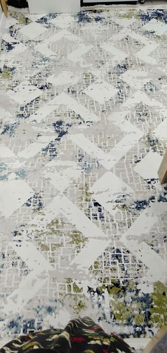 Ковер абстрактный