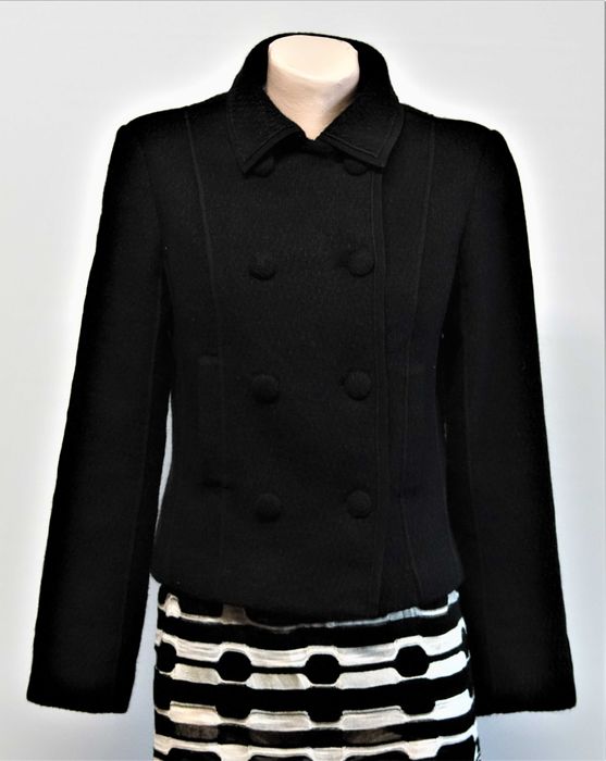 Jacheta neagra Piazza Sempioni doua randuri nasturi marimea 40IT