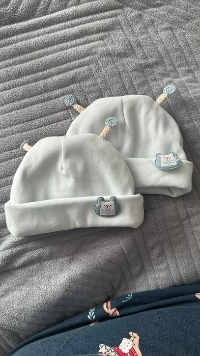 новые шапочки малышей