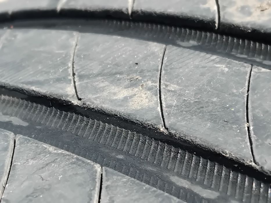 Гуми 245 45 16  Мишелин Michelin 4 броя. Вианор
Нов внос. Не са нови! Посочената цена е за един брой гума. Без коментар на цената. 43 години опит в бр