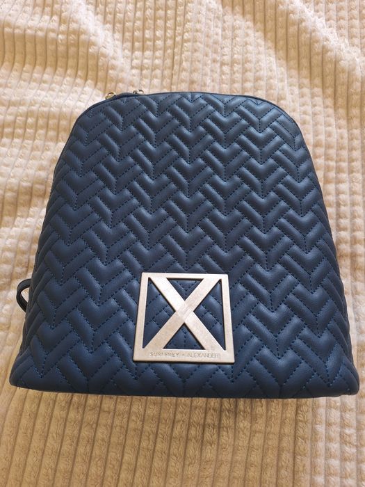 Дамска раница нова