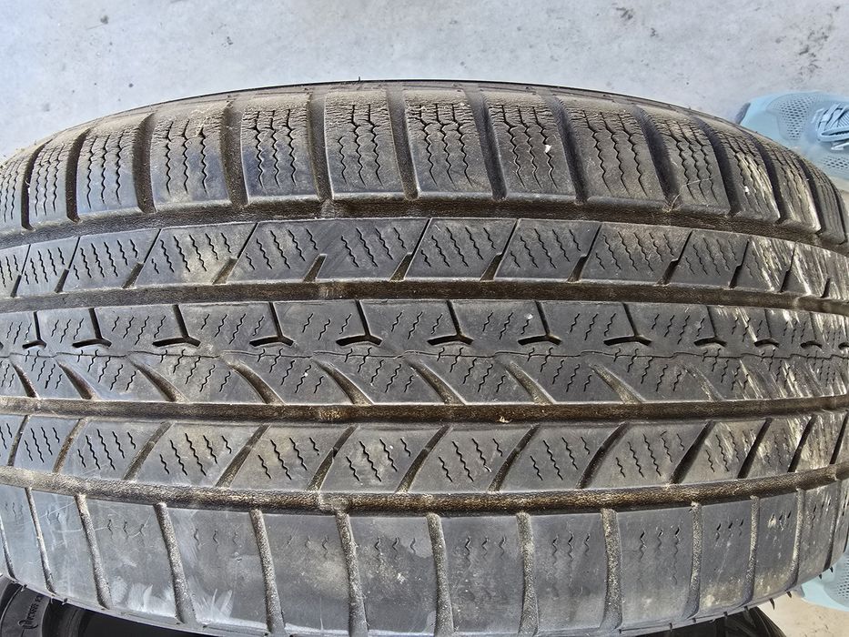Anvelope/ cauciucuri Iarna 215 55 R17