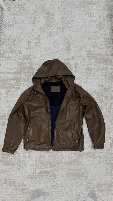 Massimo Dutti Кожаная куртка