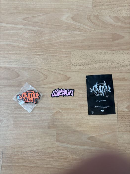 Syna world тениска черно и зелено (S и M)