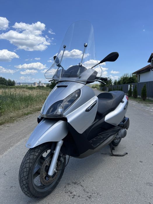 Scuter Piaggio x7 125cc / cat B