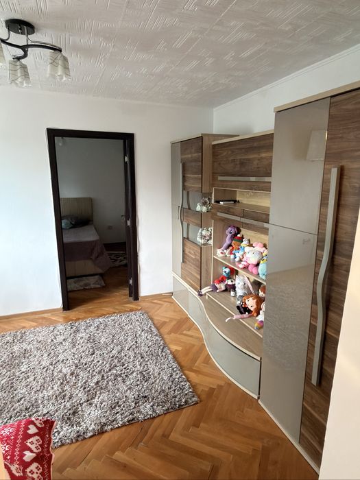 Apartament 2 camere semidecomandat