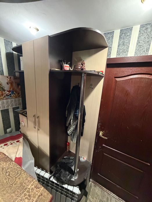 Шкаф для прихожей