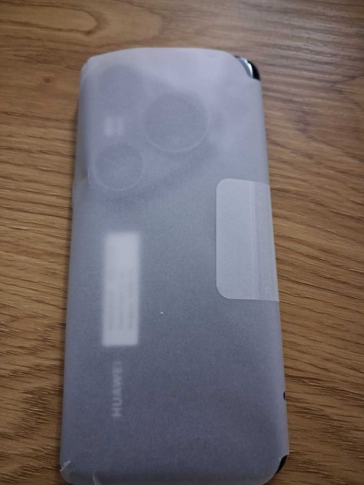 Смартфон Huawei