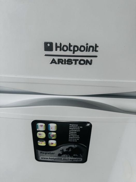 Хладилник hot point ariston