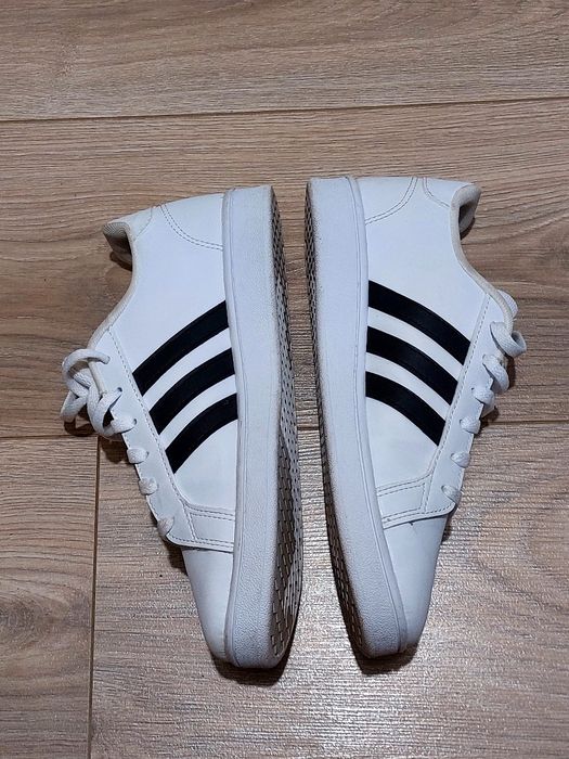 Детски спортни обувки Adidas