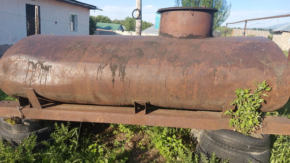 Цистерна советская