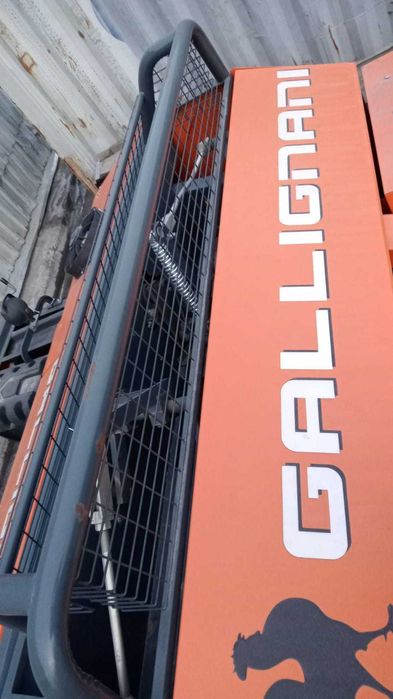 Пресс подборщик тюковой GALLIGNANI 6390 Gold