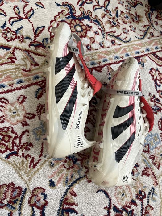 Продаю бутсы адидас