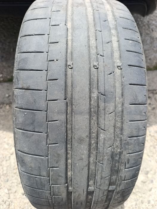 245 40 19 летни гуми по 1 бр.