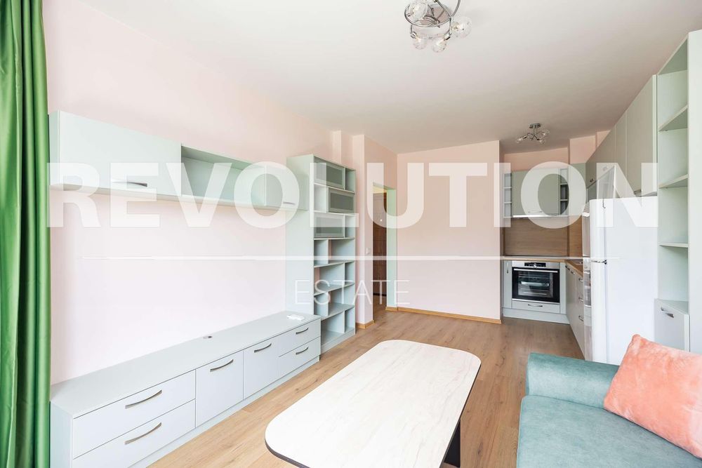 Двустаен апартамент в района на м-т Евксиноград!