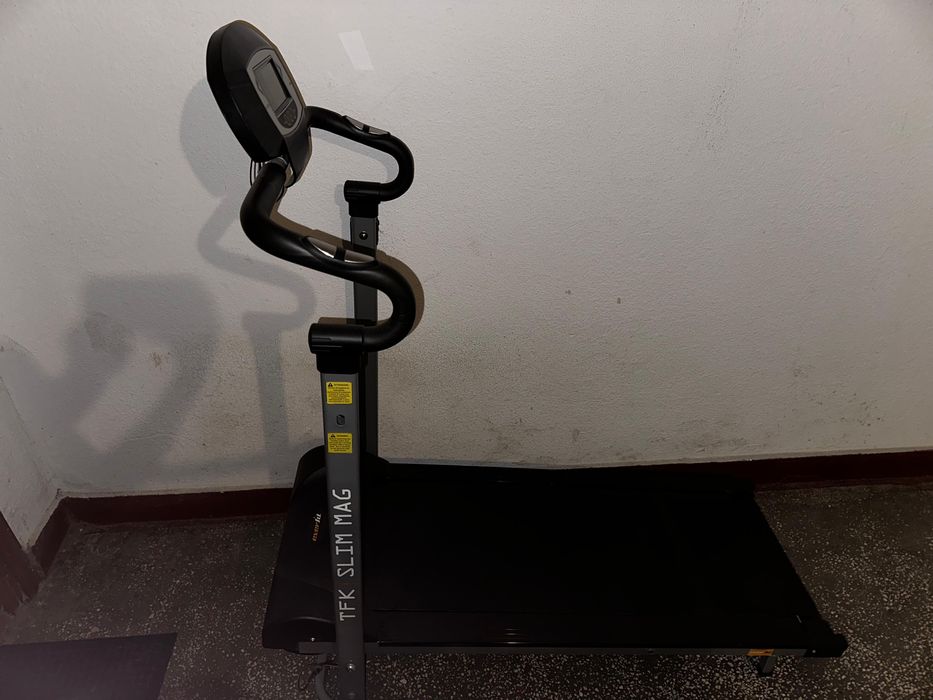 Banda de mers/alergat pliabila Everfit - stare foarte buna