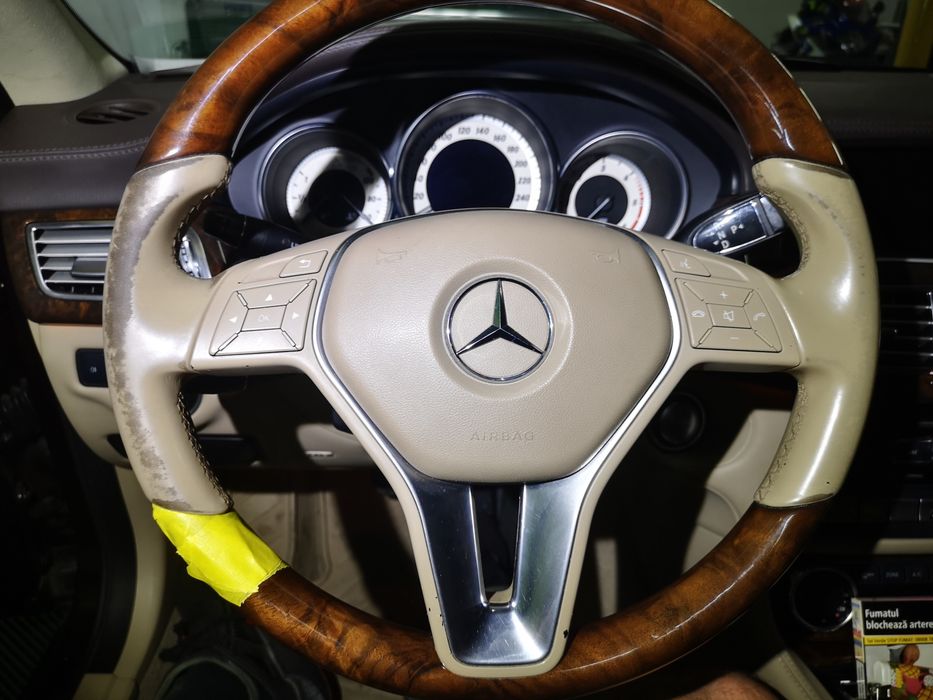 Vopsea Volane Crem Mercedes S Class,E Class,Cls Bmw GRI Vindem Vopsea