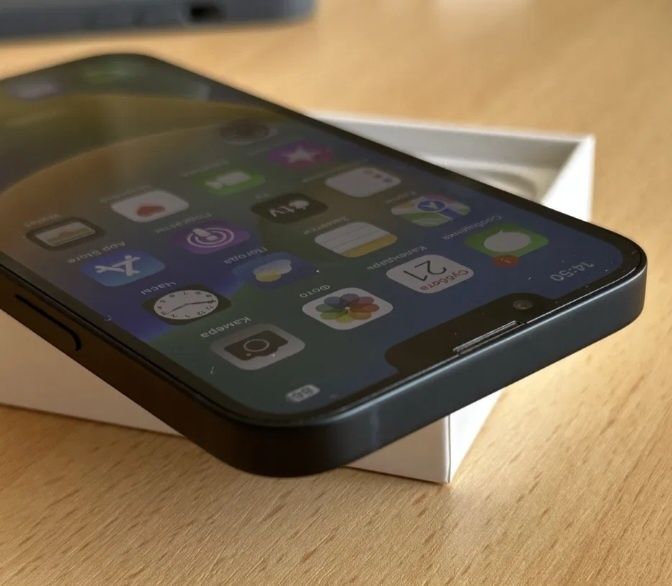 iPhone 13 с документами!