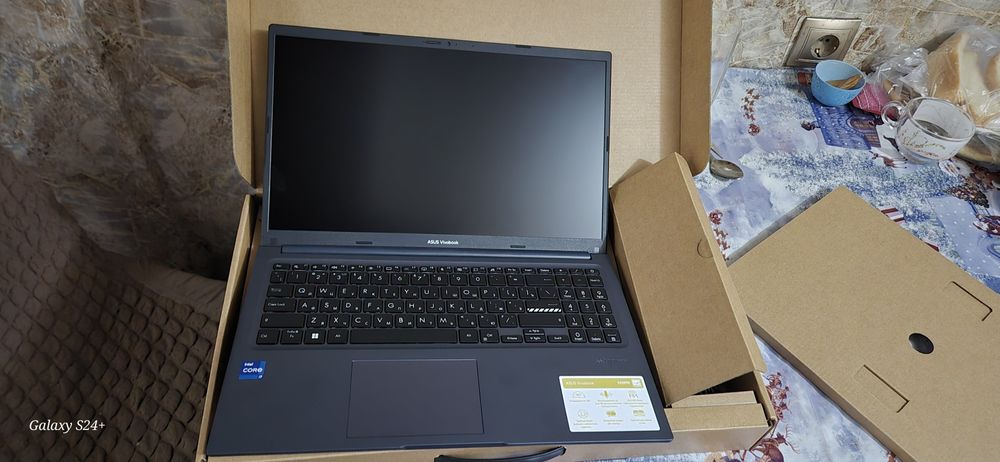 Продам асус вивобук