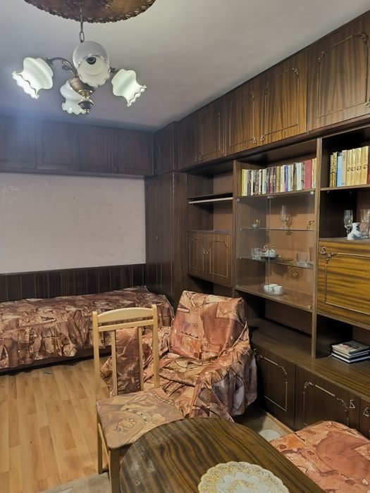 Дава се под наем Тристаен апартамент в Велико Търново, Зона Б - 78 кв.м за 306 € - Снимка #3