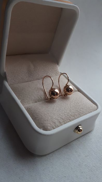 серьги золото 585-проба, 0.93-грам, , состояние отлично.