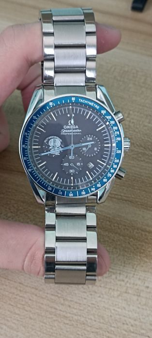 Часы Omega Speedmaster