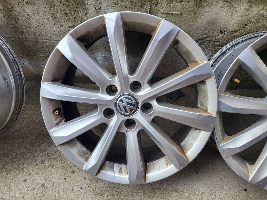 Фолксваген Пасат 17 цола оригинални