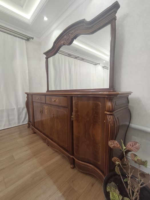 Горка ва комод холати ало катта габаритдаги ва жуда мустахкам Хитой