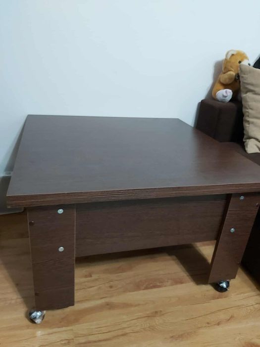 Vând masa de cafea și extensibila