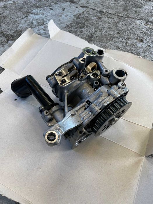 Маслена помпа за Skoda, Volkswagen, Seat, Audi, 04L145208T