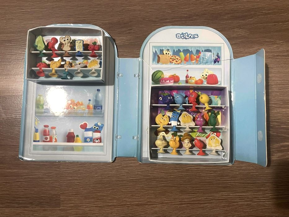 Използвани играчки колички,л, трактор, ферма, пъзели