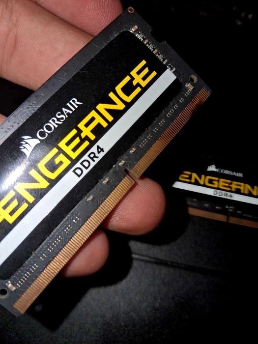 memorie RAM croshair 32gb(16×2)