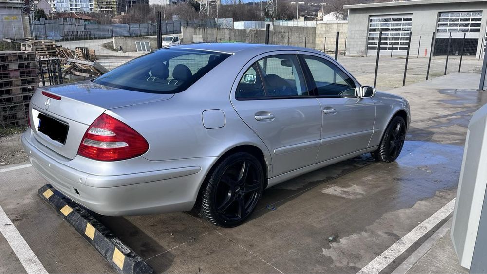 Mercedes benz E 240