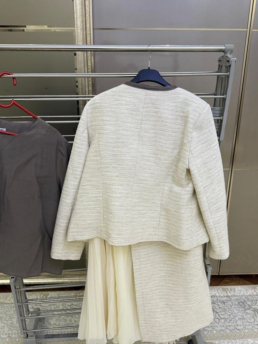 Костюм тройка.