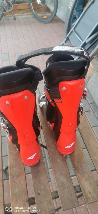 Echipament pentru schiori