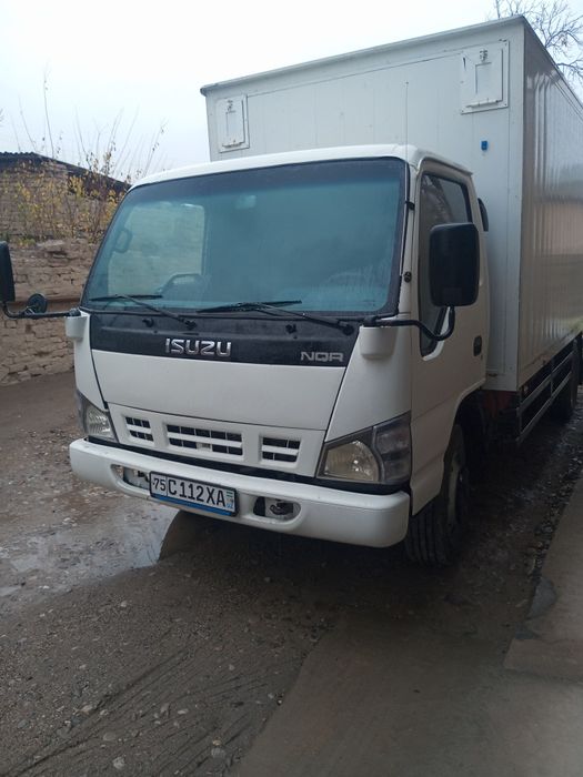 Исузу НКР сотилади