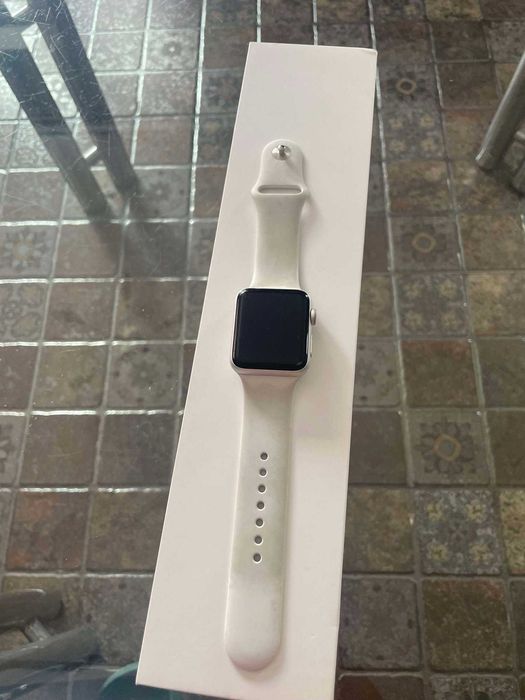 Appel Watch  42 mm GPS White Nou